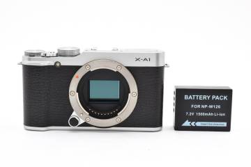【1円出品】■ 美品 ■ フジフィルム　FUJIFILM X-A1 ボディ #1352