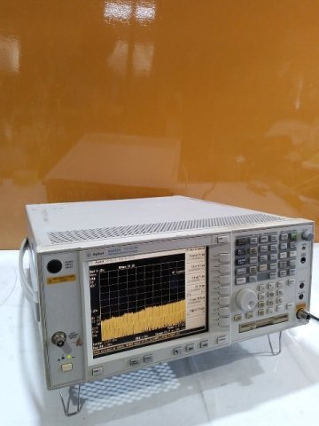 【1円スタート！】Agilent E4440A /PSA Series Spectrum Analyzer 3Hz-26.5GHz 動作良好 ※佐川着払い発送