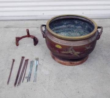 火鉢＆火箸＆風炉セット　高さ30x幅51x奥行43㎝　レトロ　アンティーク小物　金属製　年代物　古民具　伝統　茶道　お茶道具　548ZS