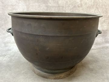 旧家蔵出し 古銅 火鉢 特大 重量：約3.5㎏ アンティーク 銅 真鍮 ガーデニング 鉢カバー 庭作り 古民具 古道具 手炙り 