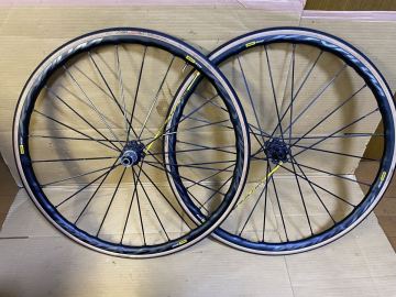 MAVIC KSYRIUM PRO UST クリンチャー 700C シマノ ホイールセット