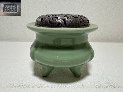 香炉 【rry800 茶道具 青磁 三足 純銀 龍泉窯 天龍寺 明 清 中国古玩 美術 中国骨董 唐物 江戸 明治 大正 時代物 レトロ 】