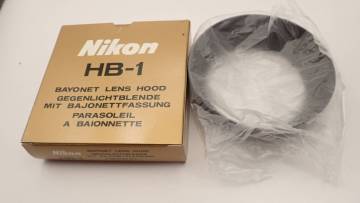 Nikon　HB-1 AF35-70mmF2.8、AF28-85mm、AF35-135mm用 バヨネット式プラレンズフード　　ⅹ.43