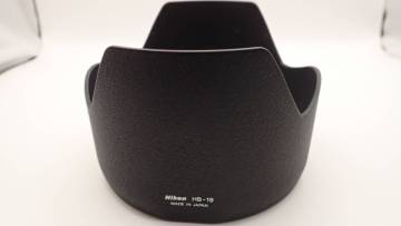 Nikon　HB-19 　AF-SED28-70mmF2.8D用 バヨネット式プラレンズフード　　 ⅹ.52