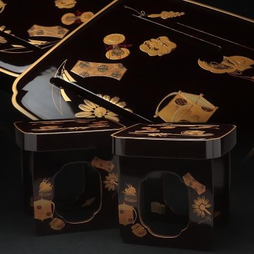 FD462 時代漆器 雅楽蒔絵花月台 一対 高20cm 木箱附・蒔絵盃台・杯台・盃臺 酒器 御屠蘇道具 漆工芸 古美術
