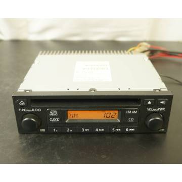 動作OK 8701A124 オーディオ ヘッドユニット CD U61W U62W U61T U61TP U61V U62V U62T U62TP U71W U72W @14581s