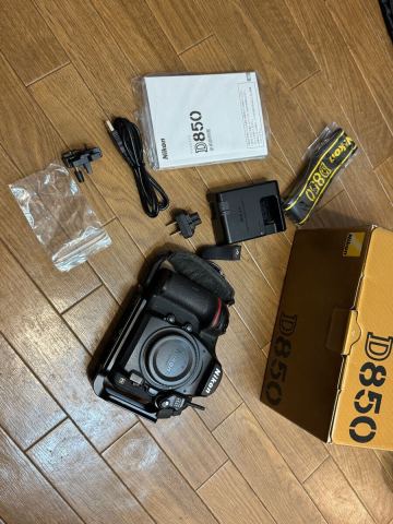 NikonニコンD850 デジタル一眼レフカメラ 