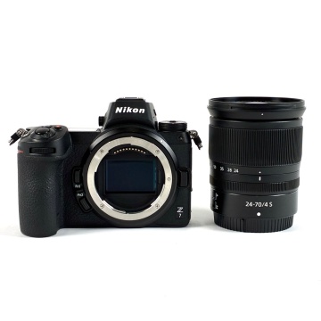【1円】 ニコン Nikon Z7 24-70 レンズキット デジタル ミラーレス 一眼カメラ 【中古】