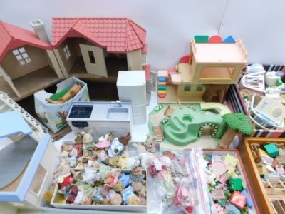 ★小1379 シルバニアファミリー 人形 洋服 家具 小物 建物 ハウス エポック社 まとめて/ リーメント ぷちサンプルシリーズ 92510311