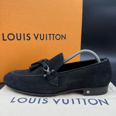 1円 【美品】 LOUIS VUITTON ルイヴィトン タッセル スエード LVロゴ ローファー メンズ スニーカー 靴 シューズ ブラック 黒 25cm相当