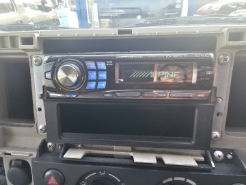 ★ALPINE CDA-9857Ji CDプレーヤー