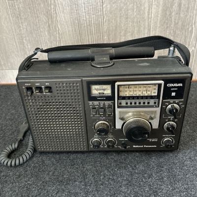 当時物/ナショナル パナソニック BCLラジオ /COUGARクーガー/RF-2200