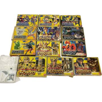 ★ バンダイ 聖闘士星矢 フィギュア 12点 まとめ商品 カプリコーンクロス ランドセイントクロス ポセイドンスケイル 他 ジャンク品 2.6kg