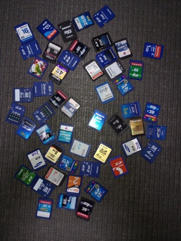 １円〜 ノーチェックジャンク扱い SDカード52枚