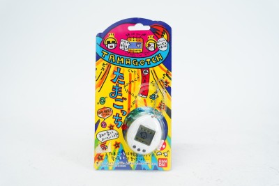 11.158 ▲ 未開封 BANDAI バンダイ たまごっち 初代 たまごっち 白　