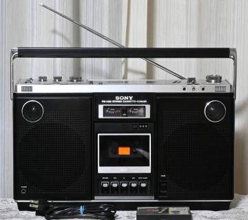 整備済クラックラジカセ SONY CF６５００ 懐かしい昭和レトロなラジカセ　Bluetoothやスマホも接続できます　カセット録音再生できます