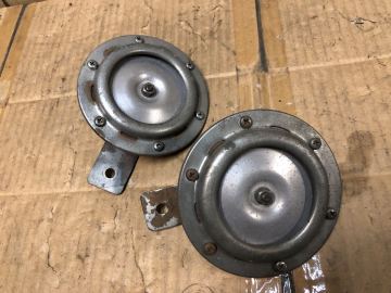 ジャンク 自動車用 ホーン 12V