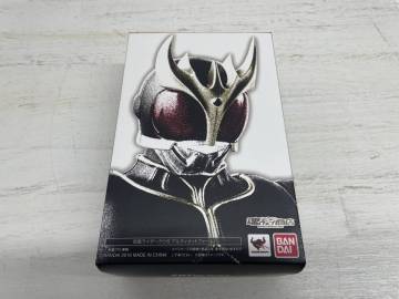 098-J81) 未開封品 S.H.Figuarts (真骨彫製法) 仮面ライダークウガ アルティメットフォーム 魂ウェブ商店 バンダイ