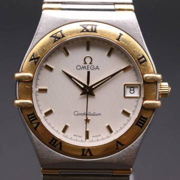 オメガ コンステレーション クォーツ デイト クォーツ 腕時計 メンズ ホワイト文字盤 純正ブレス 稼働品 OMEGA