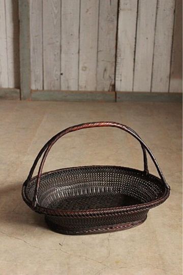 編みの細かい古い竹かご　竹籠　篭　花かご　古道具　