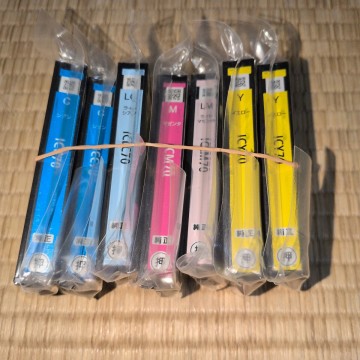 エプソン純正インク 70 YとC各2個　M.LM.L.C各１個　計７個　期限不明EPSON　さくらんぼ　５色　