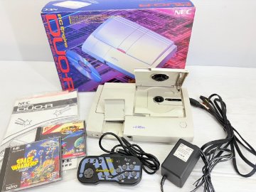 PC　DUO-R　本体　箱付き　コントローラーは正規品の付属の物とは違います