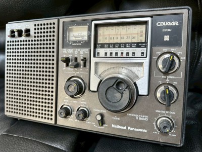 National Panasonic ナショナル パナソニック ラジオ COUGAR RF-2200 昭和レトロ