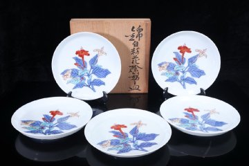【珍品堂】1円から V80-V3 人間国宝 十三代 今泉今右衛門 在銘 錦白粉 錦花絵 銘々皿 色鍋島 共箱 木箱 5枚 径15.5㎝ 時代物 骨董品 古美術