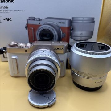伊東YA901 Panasonic LUMIX G DC-GF10W ダブルレンズキッド ミラーレス一眼カメラ