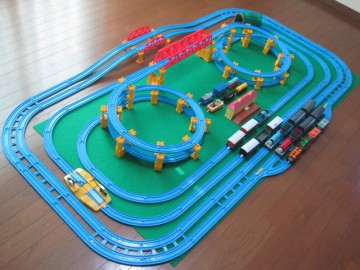 ★プラレール★単線・複線 立体Wループ 鉄橋 トーマス、ゴードン、ジェームス、トビー★レイアウト セット