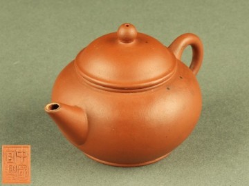 【宇】KC326 唐物 中国宜興 朱泥急須 単孔口 煎茶道具