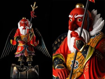 【流】古美術品 彩色木彫 鳥天狗置物 UD913