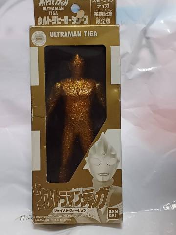 値下げしました、押入整理　当時物　ウルトラシリーズソフビ　ウルトラヒーローズ　グリッターティガ　完結記念限定版