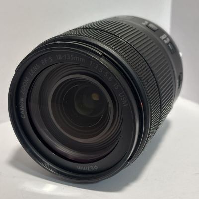 【1円〜】良品 Canon EF-S 18-135mm f3.5-5.6 IS USM