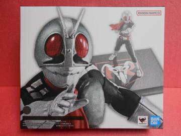 S.H.Figuarts フィギュアーツ (真骨彫製法) 仮面ライダー新1号 栄光の昭和ライダーエディション 初回限定台座付属 可動フィギュア◇未開封