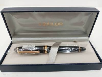 SAILOR セーラー 万年筆 プロフィット スタンダード 14K F字 11-1219-220 ブラック×ゴールド 未使用に近い 箱付