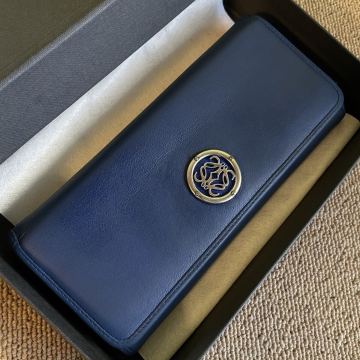 一円　極美品　 レア　ロエベ アマソナ　LOEWE 長財布 ロングウォレット 二つ折り 財布 レザー ウォレット　