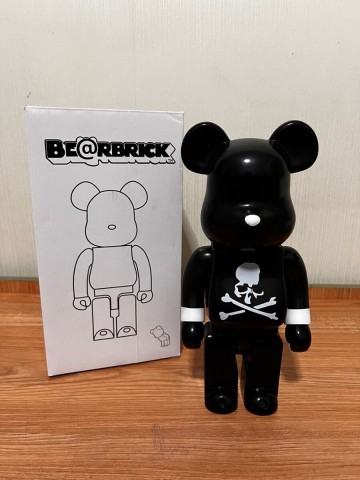 新品 メディコム・トイ BE@RBRICK/ベアブリック mastermind JAPAN ブラック 400％ フィギュア 置物 28CM