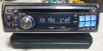 アルパイン ALPINE F#1 CDA-7990R中古