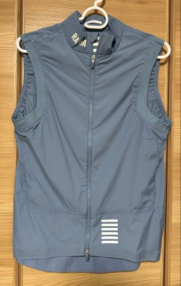 rapha　 ラファ　メンズ 　プロチーム　 ジレ　美品中古　①