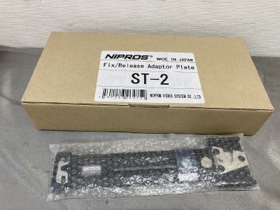 11-07-022 △ C カメラアクセサリー 周辺機器 機材 Libec リリース アダプター プレート ST-2 未使用品 保管品