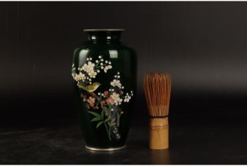 [URA]梅に鴬文七宝花瓶/H17.9cm/7-11-05　(検索)骨董/七宝焼/壷/蓋物/花瓶/花器/花生/花入/唐物/古玩