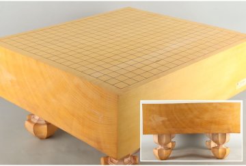 [URA]本榧製足付19路碁盤/厚み13.2cm/約14kg/12-11-35 (検索)骨董/囲碁/将棋/碁笥/碁石/カヤ/榧