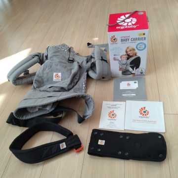 アカチャンホンポ限定モデル　エルゴベビー 抱っこ紐 OMNI ergobaby エルゴ オムニ360 抱っこひも ベビーキャリア クールエア オムニ