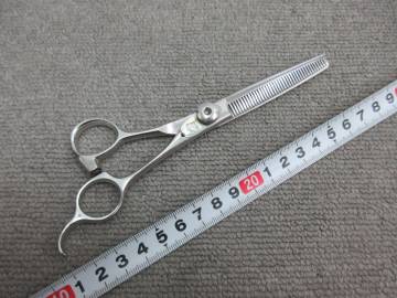 M【11-10】■2 ナルト 高級セニングシザー ハイネッタZ 理容 美容 隙鋏 梳き鋏 中古品 / 床屋 ハサミ スキバサミ【7-2】