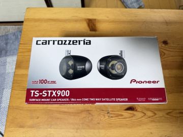 パイオニアのカーオーディオブランド「カロッツェリア」のサテライトスピーカーTS-STX900