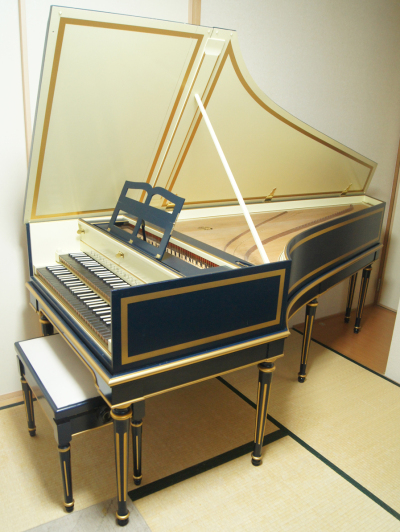 2段チェンバロ 河合楽器 TD-260 Pタスカン1769年モデル ルイXVI世スタンド FF-f3 61鍵 8'x2,4'x1 バフ,カプラ,トランスポーズ,椅子,カバー