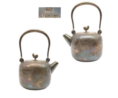 K8893 純銀 銀瓶 砲口 湯沸 鳳凰紋 龍紋 急須 銀壺 重さ376.3g 銀器 刻印 金属工芸 古美術 時代物 煎茶道具 鉄瓶 