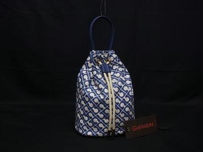 1円 ■美品■ GHERARDINI ゲラルディーニ ソフティ PVC 巾着型 ハンドバッグ レディース ネイビー系×アイボリー系 FU5034