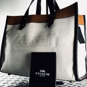 1円■COACH コーチ■トートバッグ ビジネスバッグ メンズ レディース レザー ハンドバッグ ベージュホワイト系 ロゴ